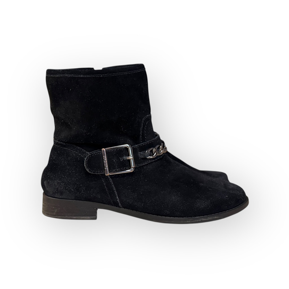 Vionic Women's Black Suede Ankle Boots Silver Chain/Buckle Accent Sz 8.5 - Picture 4 of 9
